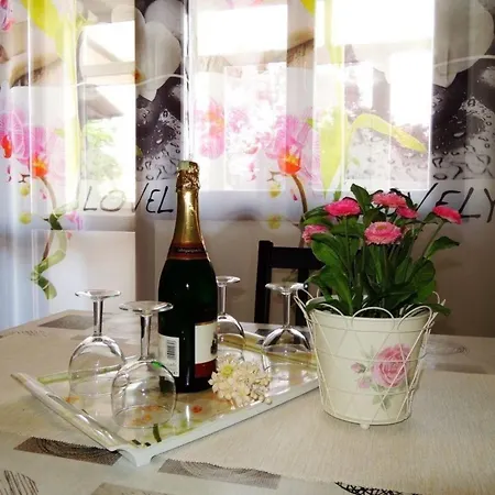 Ferienwohnung Rosmarin Mit Pool In Apartment Poreč