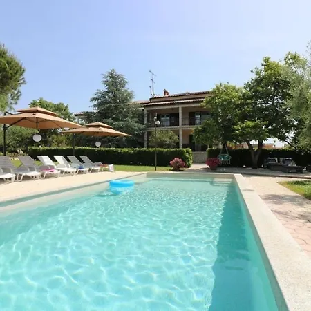 Ferienwohnung Rosmarin Mit Pool In Poreč